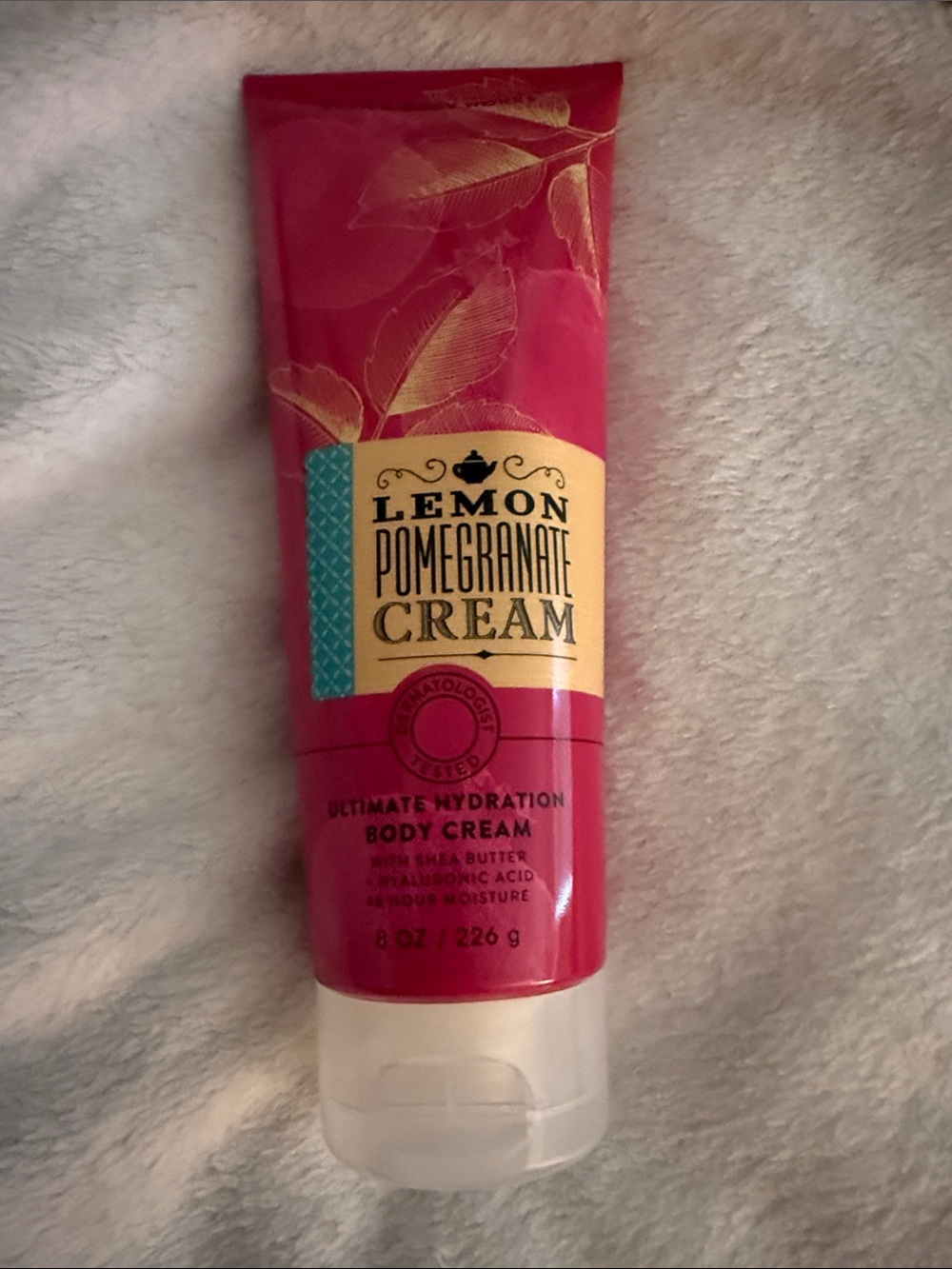 Bath and Body Works Lemon Pomegranate Cream Body Cream